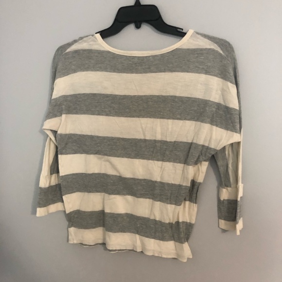 EUC, Old Navy 3/4sleeve top, size S - Picture 3 of 3